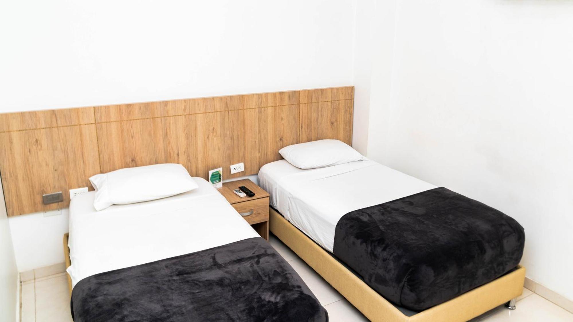 Hotel Vina Del Mar ซันตามาร์ตา ภายนอก รูปภาพ